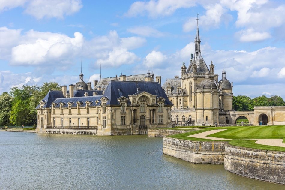 chateau de chantilly scaled