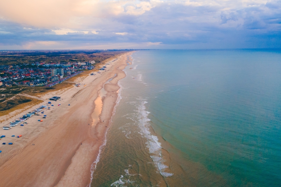 zandvoort beach